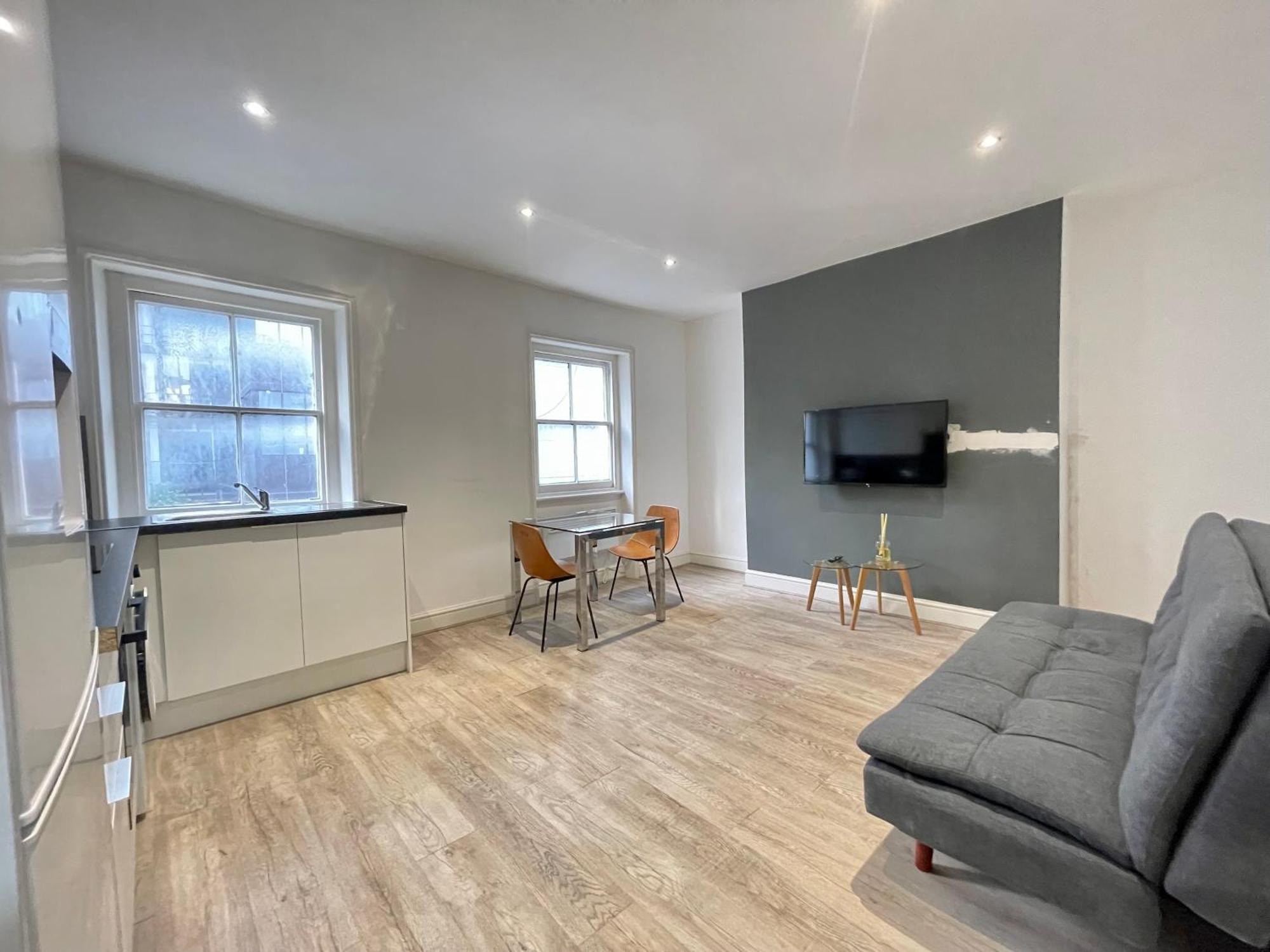 Goodge Street Apartments Londen Buitenkant foto