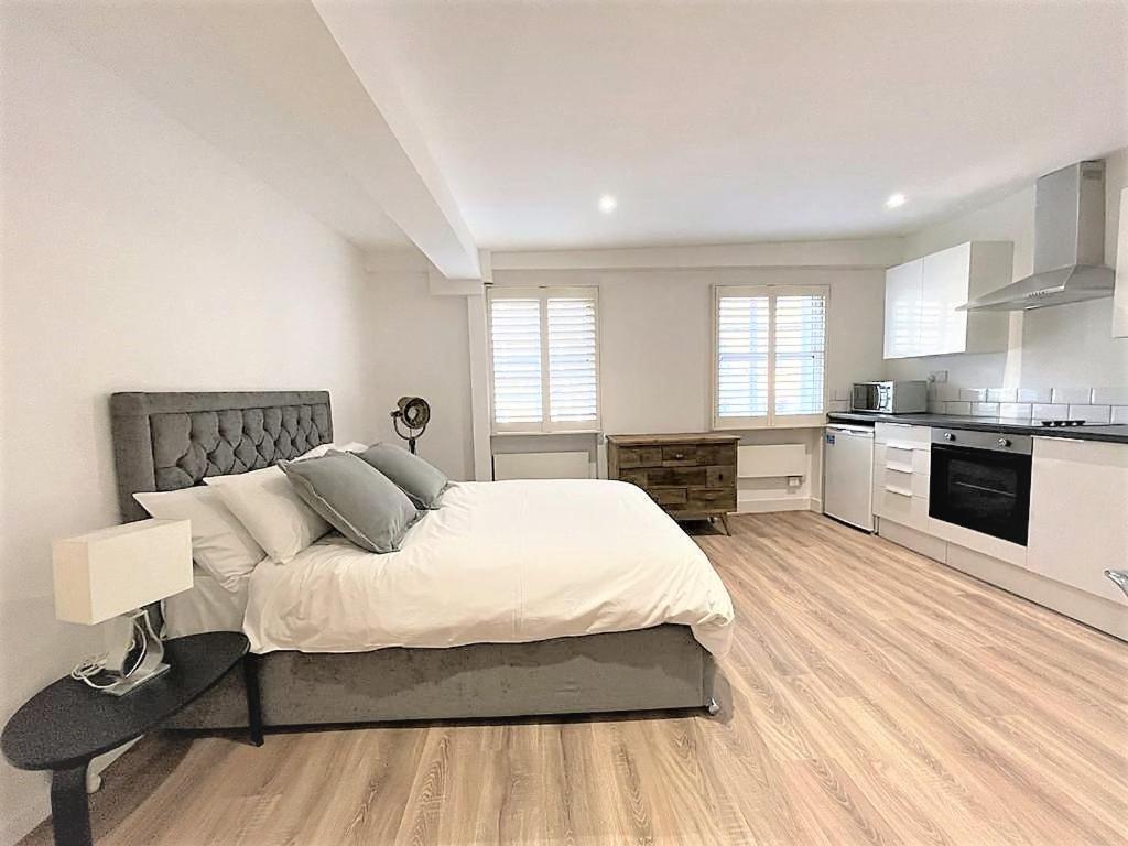Goodge Street Apartments Londen Buitenkant foto