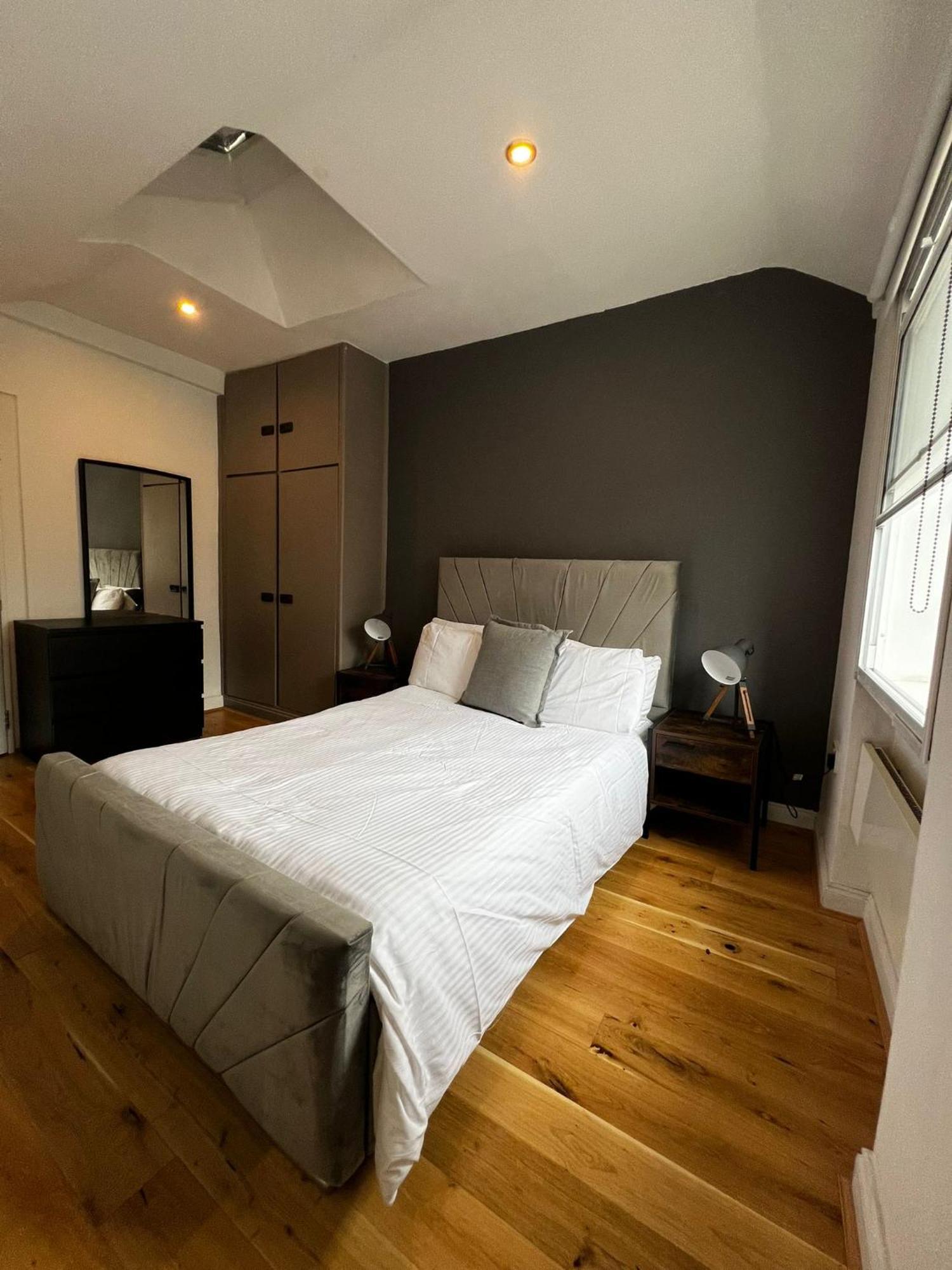 Goodge Street Apartments Londen Buitenkant foto